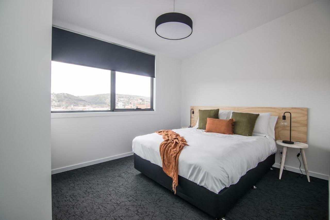 Change Overnight Launceston Eksteriør bilde